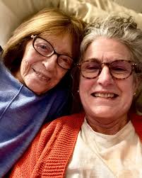 Rebecca Reilly (@reragf) • Instagram photos and videos