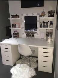 Choose from a wide range of dressing table at amazon.in. 55 Perfect Makeup Room Ideas For Makeup Lovers Table With Lights