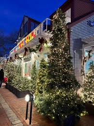 Newport for the Holidays ❤️...