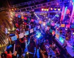 Motel mexicola is massive and the incredible thing is that they fill it night after night. Motel Mexicola Franksland