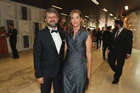 Října 1972, praha) je český producent a scenárista. Rudolf Merkner