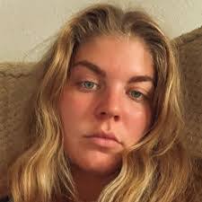 Anna Vollmer's Instagram, Twitter & Facebook