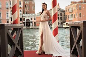 Check spelling or type a new query. Leichte Hochzeitskleid A Linie Brautkleid Fliessendes Etsy