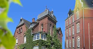 Derzeit gibt es rund 330. Haus Des Lebens