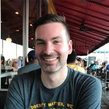 Derek Renner's Instagram, Twitter & Facebook