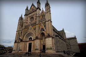 Its situation is marvellous the tufa butte on which orvieto is located is itself riddled with tunnels and wells dating from etruscan times to. Private Tour Of Orvieto Including Duomo Cathedral 2021