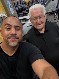 Anna Wilcoxson's Instagram, Twitter & Facebook