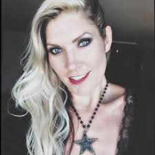 Heidi Cooke (@HeidiCooke5)