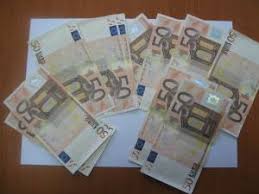 Tot cu un ban a crescut şi hrivna ucraineană, care poate fi cumpărată cu 75 de bani. AtenÅ£ie La Banii Falsi Bancnote Euro Falsificate Confiscate De La Casele De Schimb Valutar Din JudeÅ£ Magazin SÄƒlÄƒjean