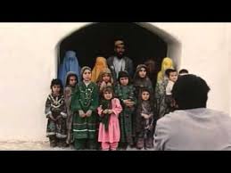 Ammainato il tricolore a herat, finisce dopo 20 anni la missione più difficile il ministro guerini nella base italiana per dare l'addio al paese. Viaggio A Kandahar Nafas Parla Della Condizione Delle Donne Afgane Youtube