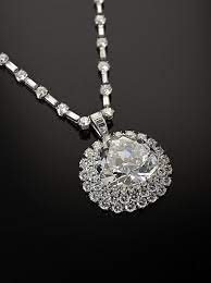 The Idol S Eye The Largest Blue Diamond Being 25 Carats Larger Than The Hope Fabulous Jewelry Jewelry Diamond