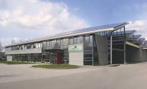 Zwei schlafzimmer, zwei bäder auf zwei etagen, moderne ausstattung, fußbodenheizung. Muhldorfer Ag Fokus Auf Den Heimtiermarkt