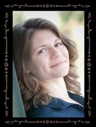 Caroline Starr's Instagram, Twitter & Facebook