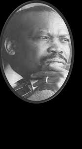 THE ROLE AND USE OF MILITARY HISTORY