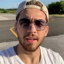 Gustavo mioto es uno de los cantores de sertanejo mas exitoso de brasil, llega con toda su energia al oceanside, proximo 15 de marzo. Gustavo Mioto Icons Explore Tumblr Posts And Blogs Tumgir