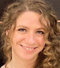 Maria Mellis's Instagram, Twitter & Facebook