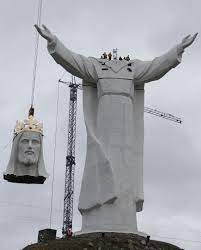 Heavy lies the head that bears the crown? | Jesus statue, Jesus pictures,  Ridiculous pictures