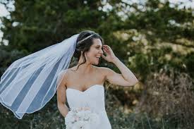 Maybe you would like to learn more about one of these? Das Brautkleid So Treffen Sie Die Richtige Wahl Tadaaz Blog