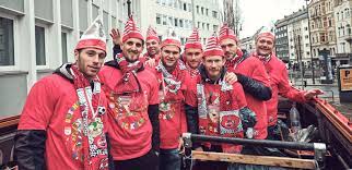 Fc köln, sowie natürlich der kölner dom. 1 Fc Koln Kamelle Rut Un Wiess
