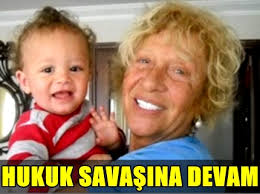 Dizinin başrollerinde ise i̇nci türkay, şahap sayılgan, nevra serezli, gül onat ve defne joy foster yer aldı. Flas 2011 Yilinda Vefat Eden Defne Joy Foster In Annesi Hatice Foster Anayasa Mahkemesi Ne Basvurdu Ucankus