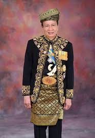 Tunku izzat bin tunku 'abdu'l muthalib. Warisan Raja Permaisuri Melayu Susunan Kekananan Kerabat Negeri Kedah Darul Aman 2018