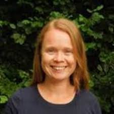 Melanie Bateman's Instagram, Twitter & Facebook