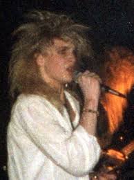 In Sleaze Days Layne Staley Staley Alice In Chains
