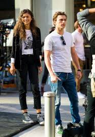 First comes love, then comes a spidey movie, then comes memes. Tom And Zendaya Filmy Divas