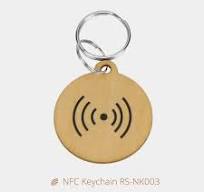 도매 개인화 목재 NFC 키체인 태그 즉시 탭하여 연결