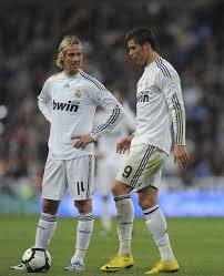 Atletico madrid secured a draw at the wanda metropolitano stadiumagainst city rivals real madrid uk viewers can watch atletico vs real madrid live on premier 1. Guti Photostream Real Madrid Football Real Madrid Team Real Madrid