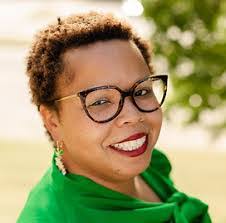 Keena Washington's Instagram, Twitter & Facebook