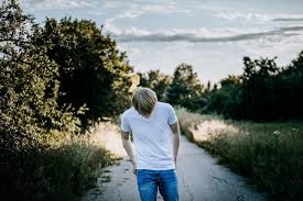 There are more choices than you realize, and picking the right date ideas makes all the difference in whether or not a relationship works out or not. 9 Male Poses Prompts For Portrait Photos Click Love Grow