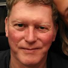 Lloyd Farrell's Instagram, Twitter & Facebook