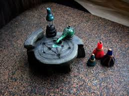 Skyrim Alchemy Table Miniature Skyrim Alchemy Lab Elder Etsy In 2020 Polymer Clay Gifts Skyrim Skyrim Crafts