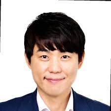 Announcing a change at the helm!