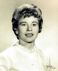 Kelly Jester's Instagram, Twitter & Facebook