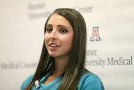 Hansen's Sunday Notebook: Laura Ianello tasked with keeping champion  Arizona Wildcats together
