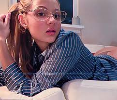 Brenna Johnston (@techno.tuna) · Instagram 照片和视频