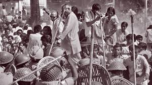 Emergency, When Not a Leaf Moved Unless Govt Willed it | NewsClick