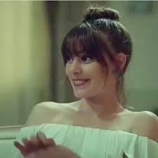 Adriana Eguia Adli Kullanicinin Asli Enver Panosundaki Pin Unluler Sac Kesim Modelleri Kahkul Sac Kesimi