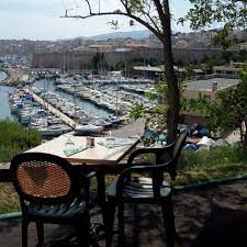 une des plus belle vue de marseille le vieux port vu du restaurant le chalet parc du pharo que faire a marseille marseille image de marseille