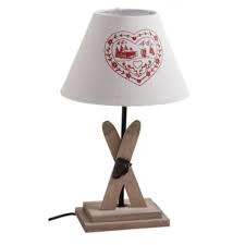 1 x e27 (non inclus). Lampe Montagne Pied Bois Decor Ski Avec Abat Jour Coeur H 39 Cm A
