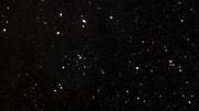 En el disco existen brazos más luminosos donde se concentran las estrellas más jóvenes y brillantes. Una Elegante Galaxia En Una Luz Inusual Eso Espana