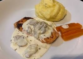 Resep Salmon Steak With Mushroom Sauce Oleh Fitria Rahmawati Cookpad