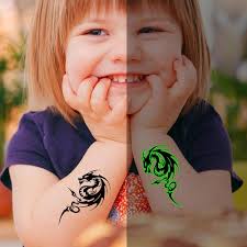 Amazon.com: 16 hojas de tatuajes temporales luminosos de dragón fénix que  brillan en la oscuridad dragón decoración de fiesta de cumpleaños,  suministros para niños y adultos, rellenos de bolsas de golosinas :