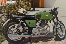 Via Thema Laverda 750 Gt Sales Brochure Folder Prospectus For Sale Viathema Com Classic Motorcycles Classic Motors Beautiful Bike