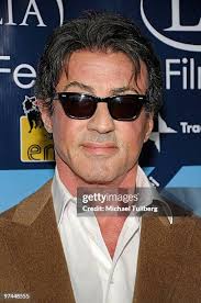 1 894 photos et images haute résolution de Michael Sylvester