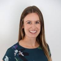 Stephanie Burrows's Instagram, Twitter & Facebook