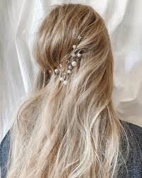 Pearl hair slides are one of the biggest trends this season and if you are one of those people who doesn't want to experiment with different hair the hot accessory of 2019 are hair accessories! 30 Ultimate Bridal Hairpieces To Make Your Look Edgy Weddingomania