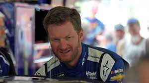 Drivers will be able to choose which lane they want to be in for each restart at a designated area on the track following pit the format will feature the nascar open for drivers not yet locked into the asr. Best Drivers Turned Announcers In Nascar Onpitroad Com
